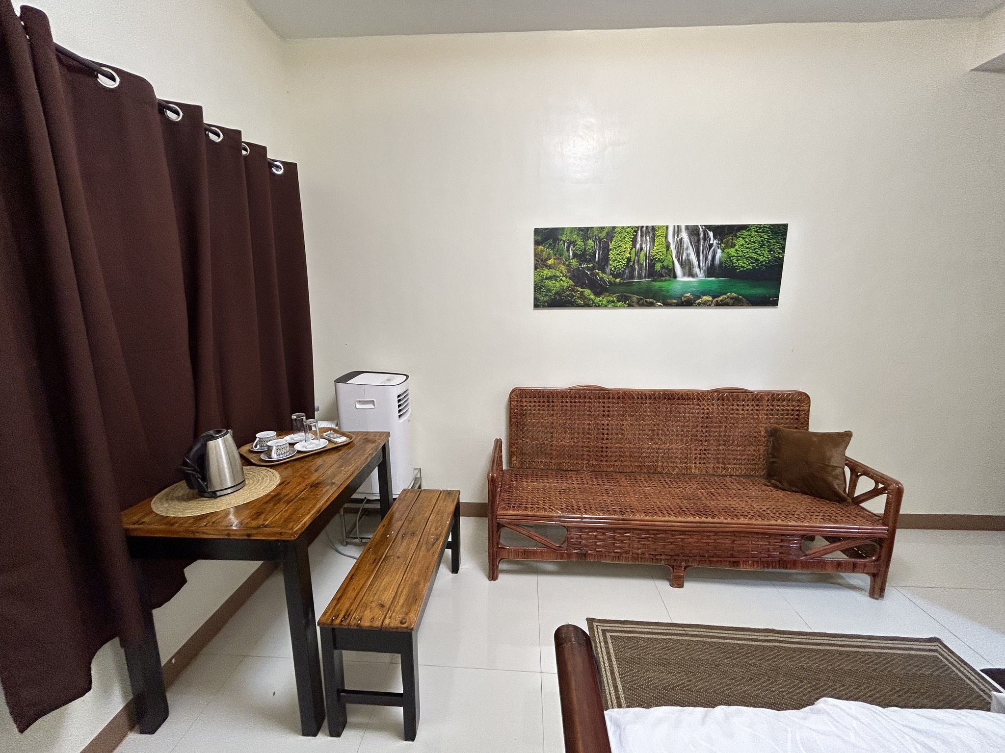 Cabin Room 3 - Eljoys Forest Resort accommodation in Alfonso, Cavite